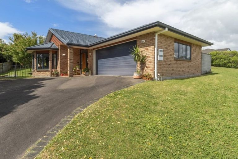 Photo of property in 9 Lysaght Place, Welcome Bay, Tauranga, 3112