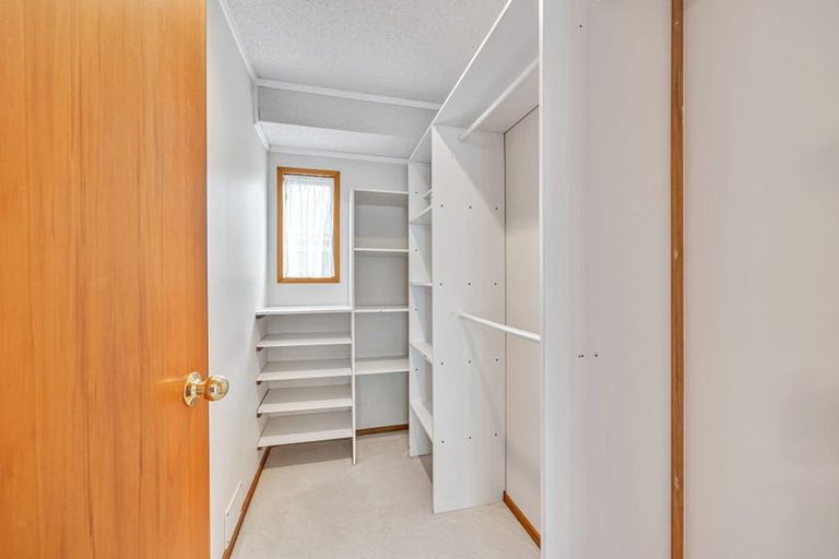 Photo of property in 22 Glucina Avenue, West Harbour, Auckland, 0618