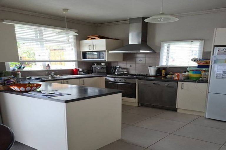 Photo of property in 14 Hillcrest Road, Hillcrest, Hamilton, 3216