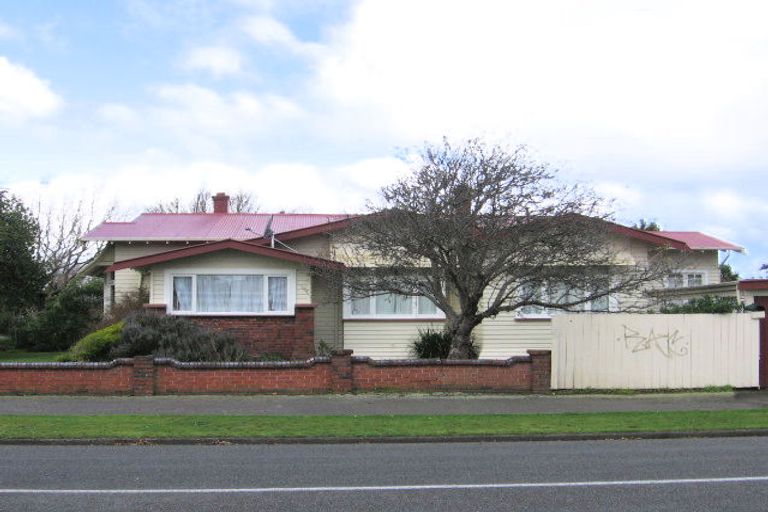 Photo of property in 24 Aroha Street, Takaro, Palmerston North, 4410