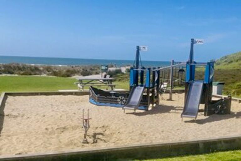 Photo of property in 308a Pukehina Parade, Pukehina, Te Puke, 3189