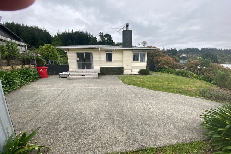 Photo of property in 20 Norana Road, Maoribank, Upper Hutt, 5018