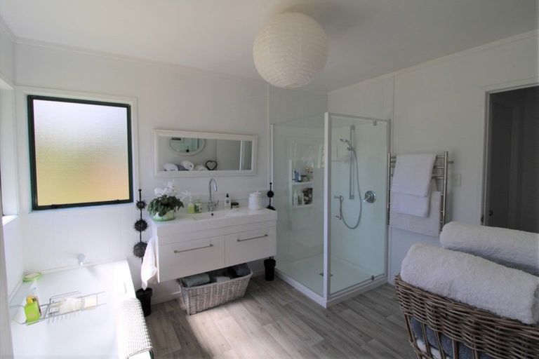 Photo of property in 117 Puriri Place, Matarangi, Whitianga, 3592