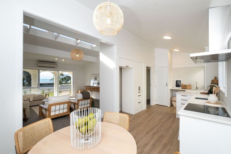 Photo of property in 24 Charles Street, Westshore, Napier, 4110