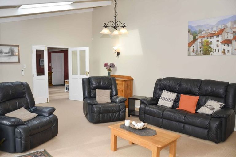 Photo of property in 538 Queens Drive, Rosedale, Invercargill, 9810