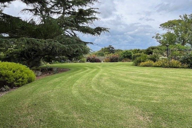 Photo of property in 336 Point View Drive, Shamrock Park, Auckland, 2016