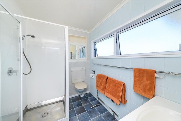 Photo of property in 17 Barnett Drive, Marton, 4710