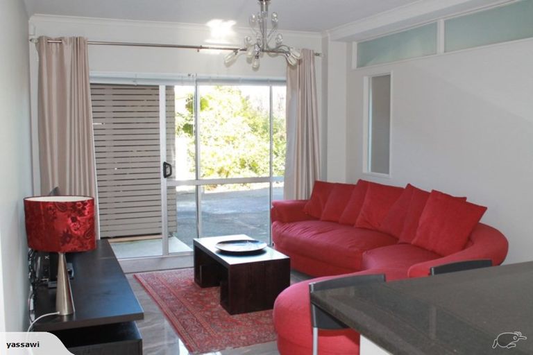 Photo of property in 7 Maxwelton Drive, Mairangi Bay, Auckland, 0630