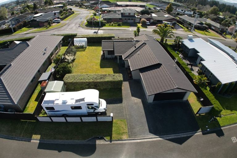 Photo of property in 10 Great West Road, Matipo Heights, Rotorua, 3015