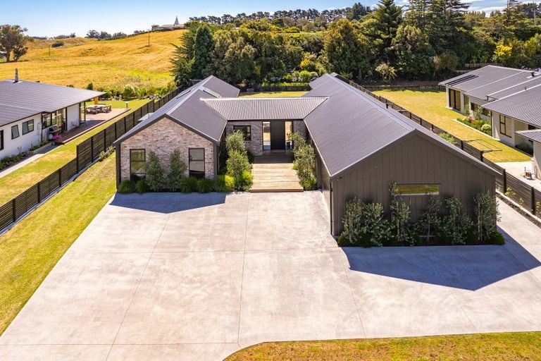 Photo of property in 22a Tirimoana Place, Otamatea, Whanganui, 4501
