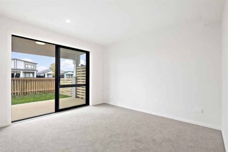 Photo of property in 15 Auranga Drive, Karaka, Papakura, 2113