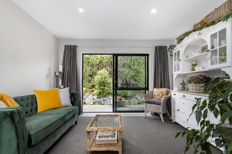 Photo of property in 3 Gumtree Lane, Omokoroa, 3114