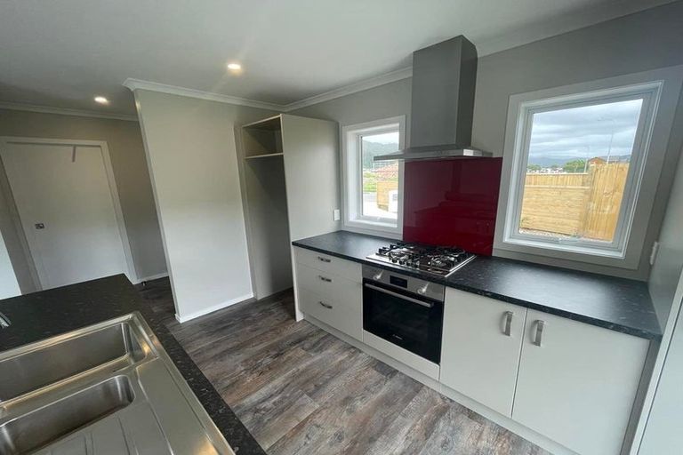 Photo of property in 22 Te Ara O Toroa, Wainuiomata, Lower Hutt, 5014