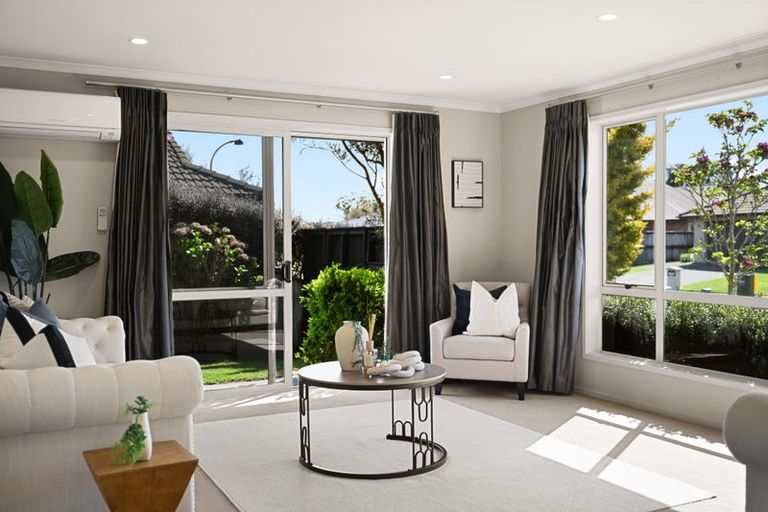 Photo of property in 20 Malbec Place, Rototuna, Hamilton, 3210
