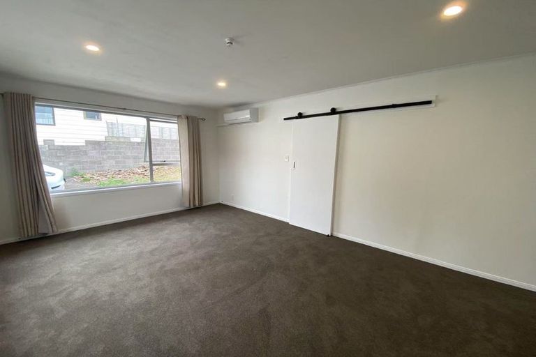 Photo of property in 3/8 West Street, Papakura, 2110