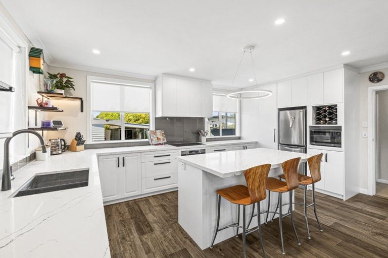 Photo of property in 33 Skerman Street, Marton, 4710