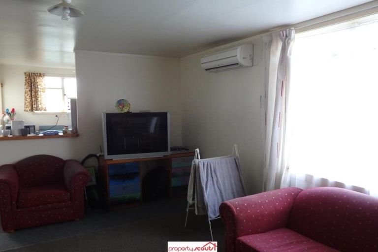 Photo of property in 8 Titan Street, North Dunedin, Dunedin, 9016