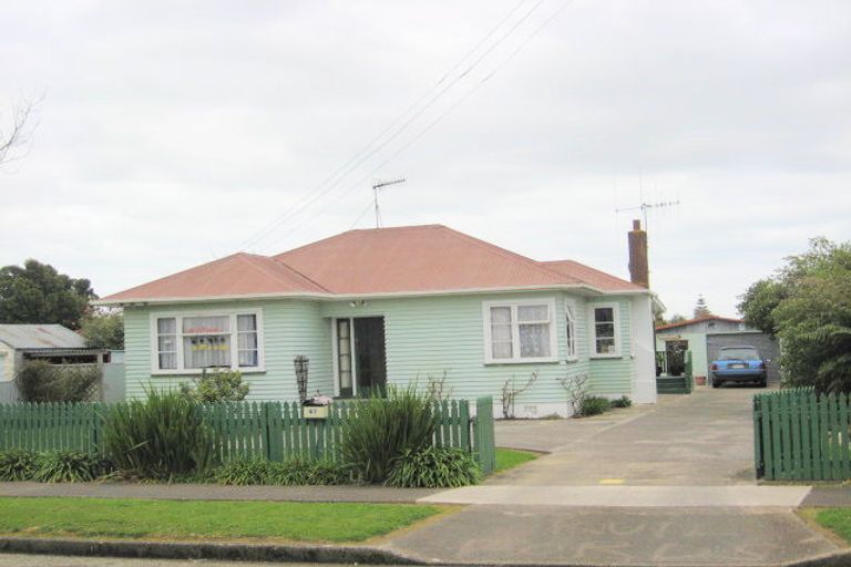 Photo of property in 41 Princes Street, Levin, 5510