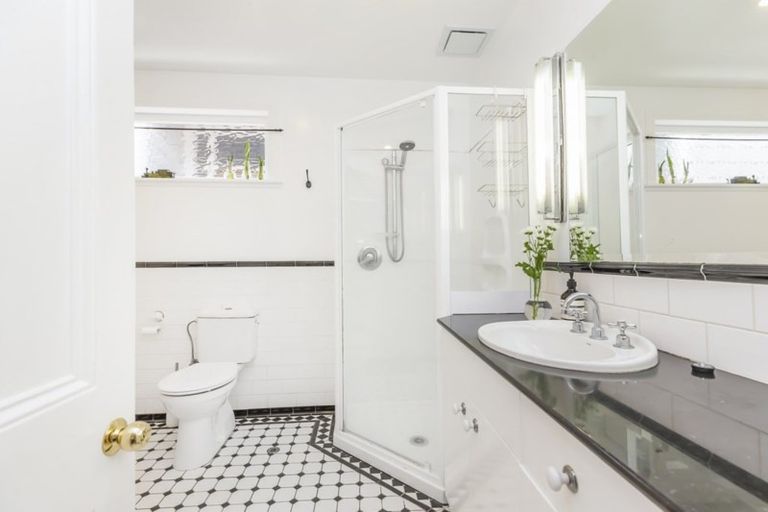 Photo of property in 48 Ellice Street, Mount Victoria, Wellington, 6011