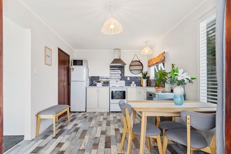 Photo of property in 39 Harbour View Road, Omokoroa, 3114