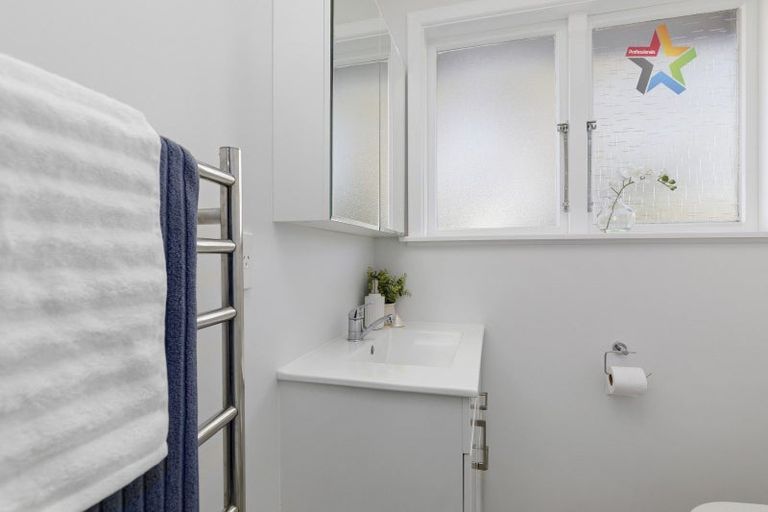 Photo of property in 50a Dyer Street, Epuni, Lower Hutt, 5011