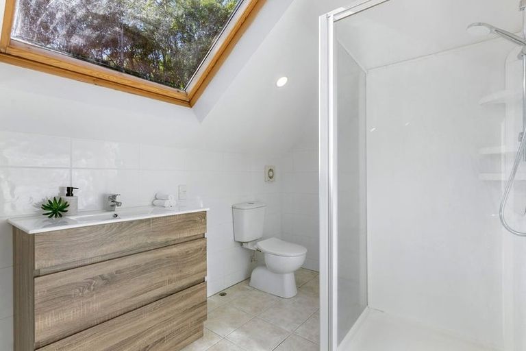 Photo of property in 44 Futuna Close, Karori, Wellington, 6012