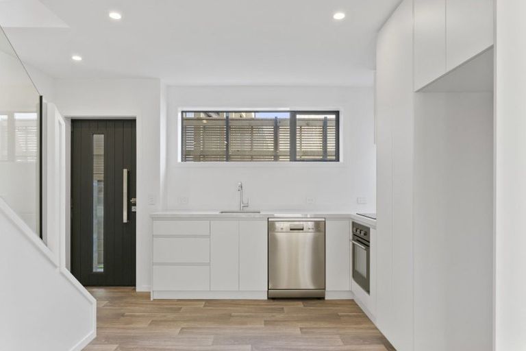 Photo of property in 9/96 Washington Avenue, Brooklyn, Wellington, 6021