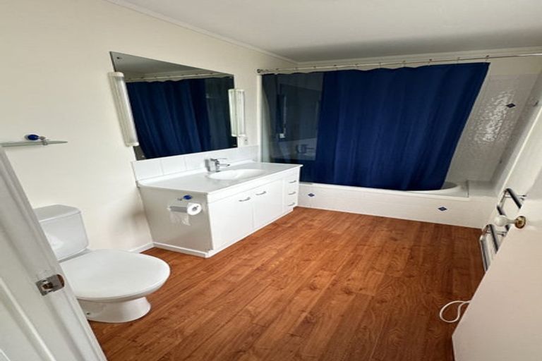 Photo of property in 141 Pah Road, Cockle Bay, Auckland, 2014