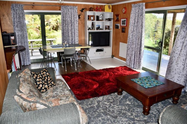 Photo of property in 4 Nikau Heights, Little Wanganui, Karamea, 7893