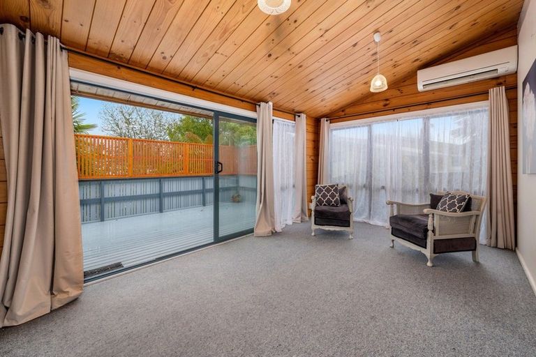 Photo of property in 39 Waianiwa Place, Tokoroa, 3420