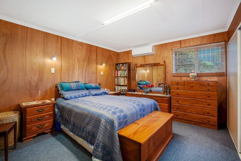 Photo of property in 23b Eastview Grove, Normandale, Lower Hutt, 5010