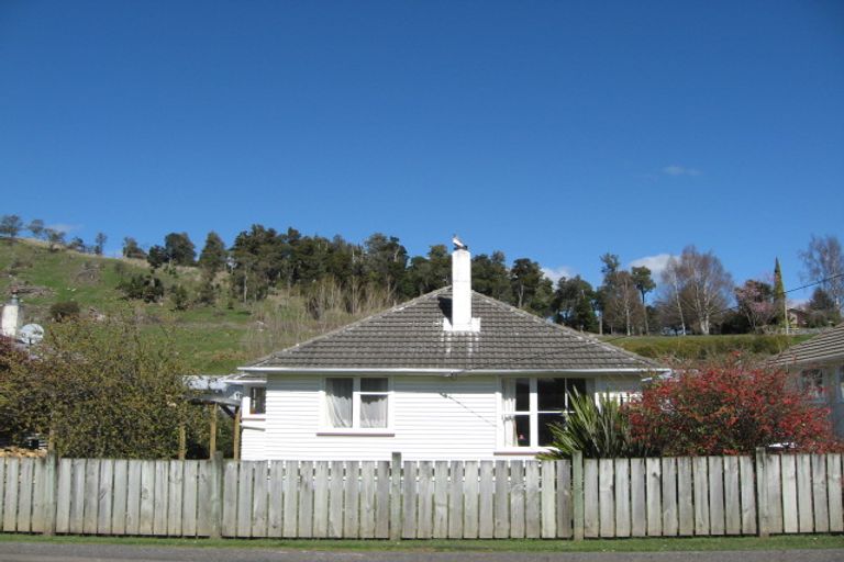 Photo of property in 30 Goldfinch Street, Taihape, 4720