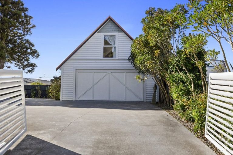 Photo of property in 139a Brooklands Road, Brooklands, New Plymouth, 4310