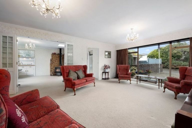 Photo of property in 7 Palmer Crescent, Silverstream, Upper Hutt, 5019