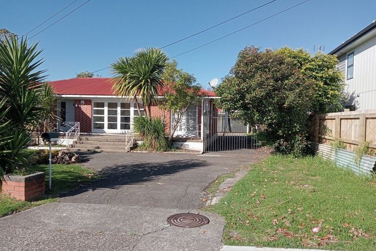 Photo of property in 13 Deveron Road, Manurewa, Auckland, 2102