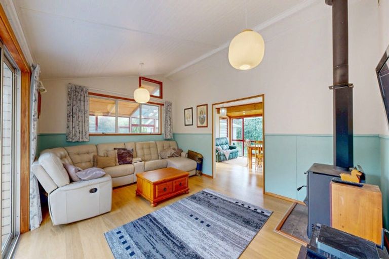 Photo of property in 15 Mangotahi Road, Thames, 3577