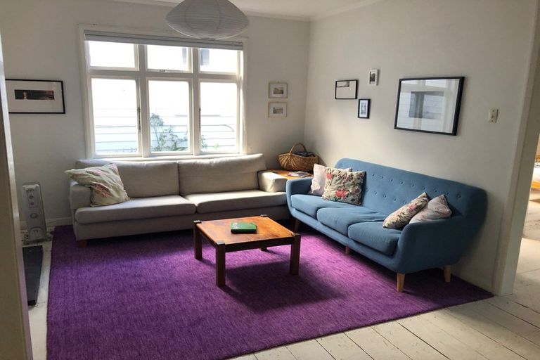 Photo of property in 6 Barton Terrace, Thorndon, Wellington, 6011