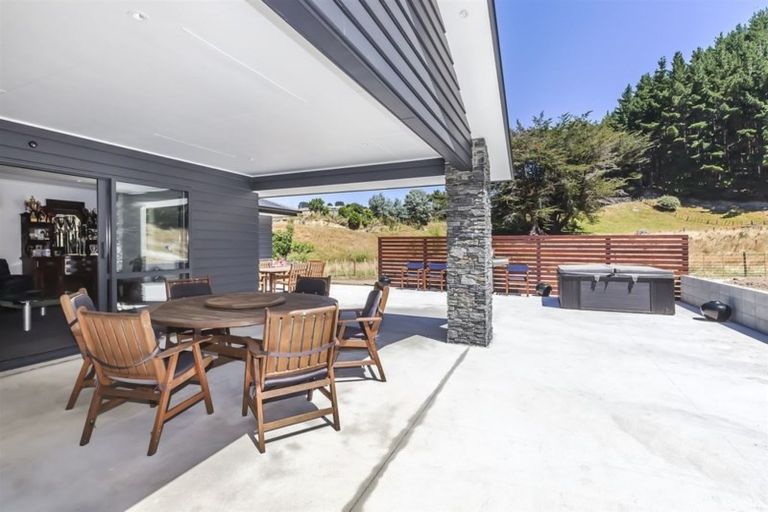 Photo of property in 750 Moonshine Hill Road, Moonshine Valley, Porirua, 5381