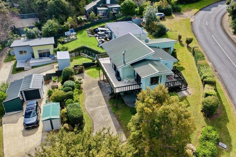 Photo of property in 52 Centennial Drive, Whitianga, 3510