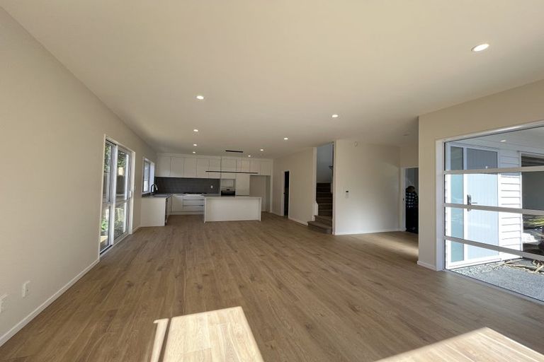 Photo of property in 82d Moore Street, Howick, Auckland, 2014