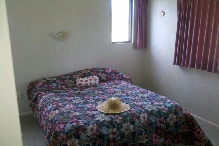 Photo of property in 15 Costello Crescent, Pukehina, Te Puke, 3189