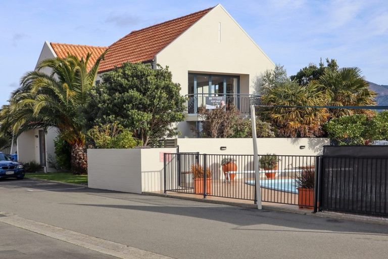 Photo of property in 9/45 Beach Road, Waikawa, Picton, 7220