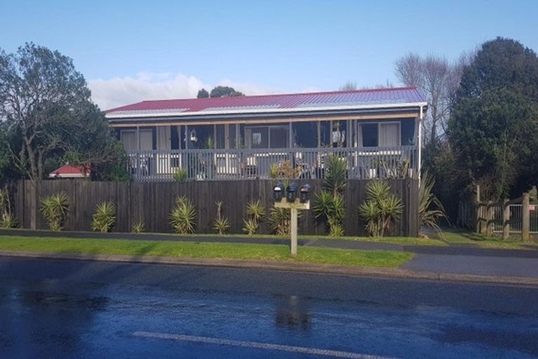 Photo of property in 3/130 Pukehina Parade, Pukehina, 3189