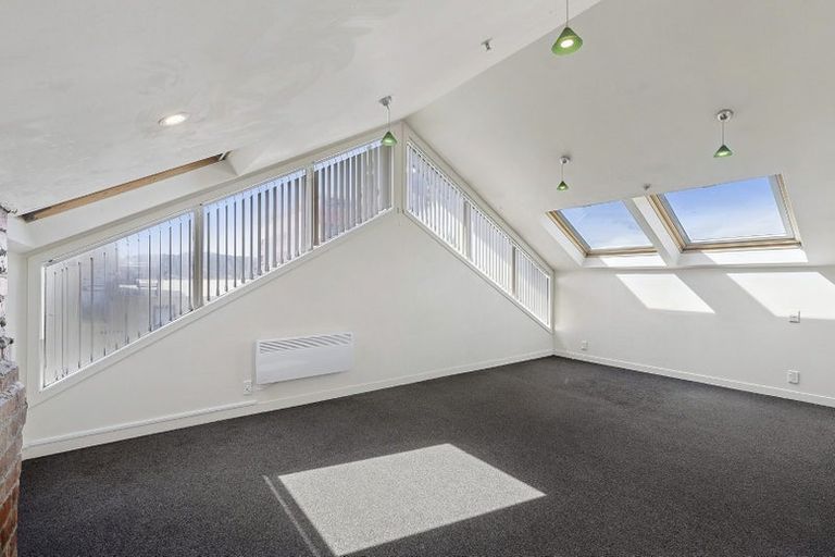 Photo of property in 195 The Terrace, Wellington Central, Wellington, 6011