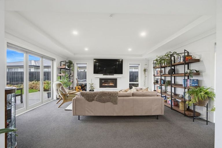 Photo of property in 64 Cassino Street, Rangiora, 7400