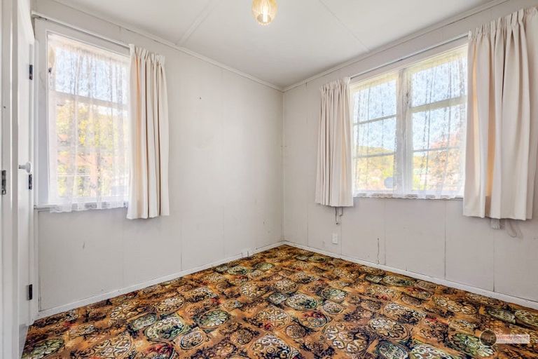 Photo of property in 15 Galway Street, Waterloo, Lower Hutt, 5011