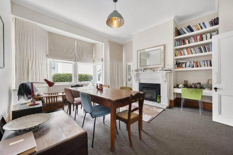 Photo of property in 26 Newman Terrace, Thorndon, Wellington, 6011