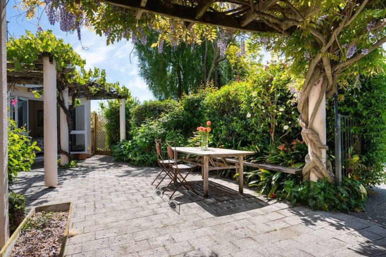 Photo of property in 32 Reeve Drive, Havelock North, 4130