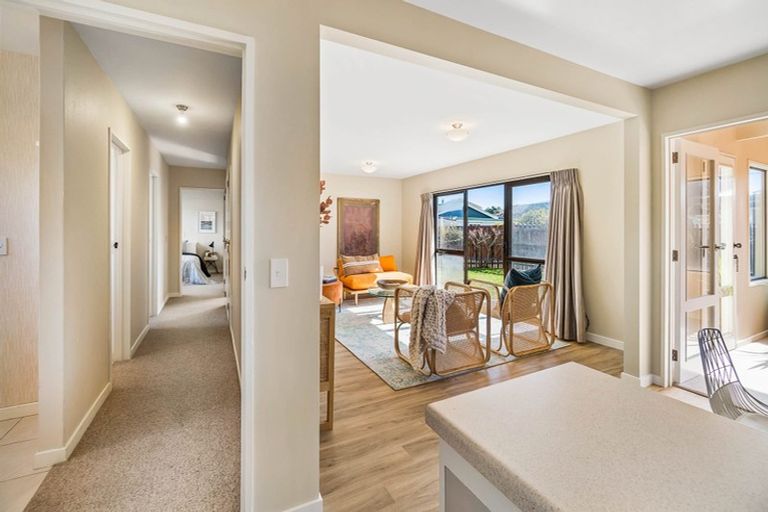 Photo of property in 2/30 Celia Street, Redcliffs, Christchurch, 8081