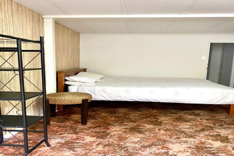 Photo of property in 62 Park Road, Glenfield, Auckland, 0629